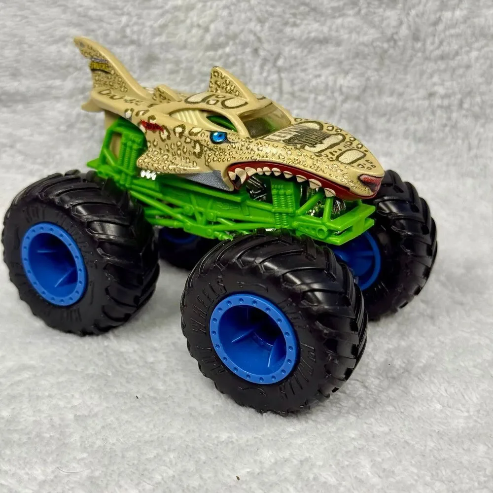 Hot Wheels Monster Jam Leopard Shark Truck 4x4 Rare Demolition Doubles HTF 1:64
